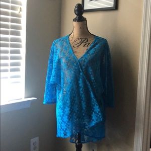 Lularoe Lindsay kimono